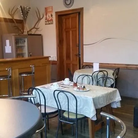 Hotel Oberland 2*