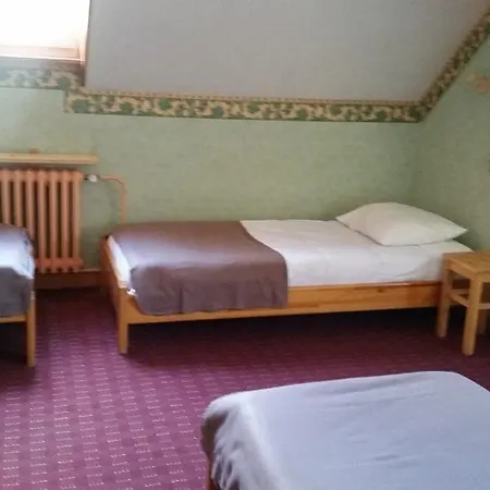 Hotel Oberland 2*